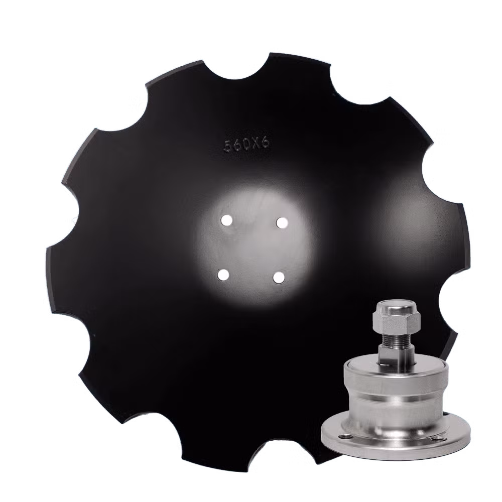 Talerz uzębiony 560 mm x 6 mm, 4 otwory, Z-10, stal borowa napawany + Piasta bezobsługowa BAA-0004