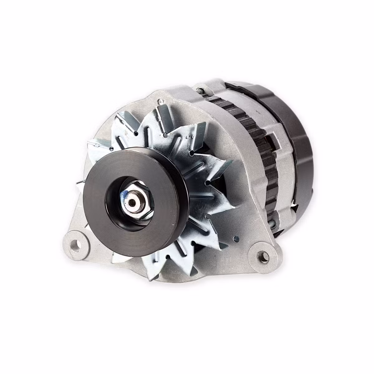 Alternator URSUS C-330, 14V, 45A Alternator URSUS C-330, 14V, 45A
